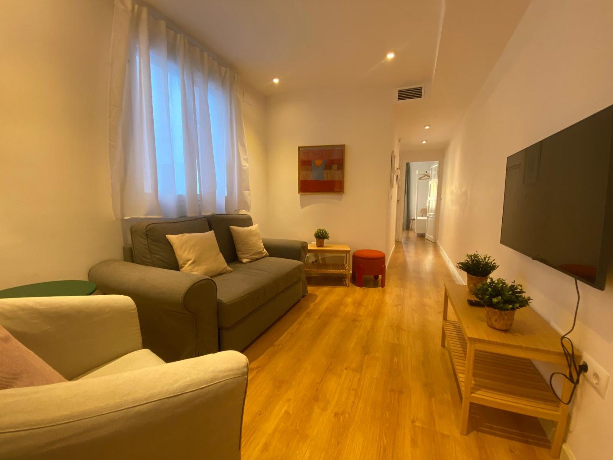 2 Bedroom Virgen De Begona Sevilla Bagian luar foto