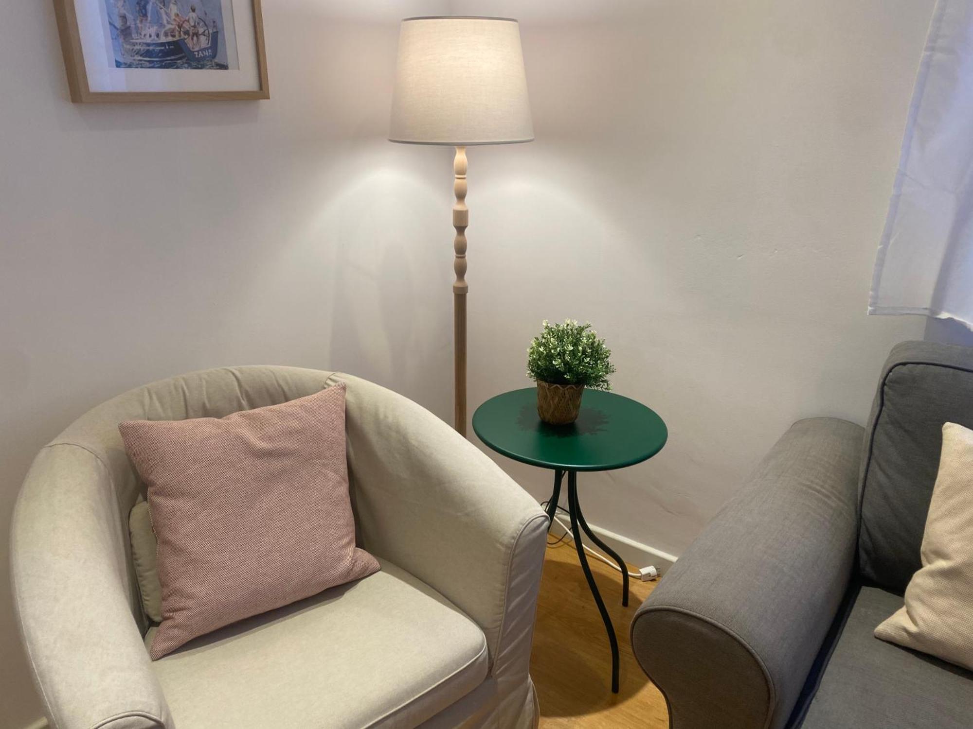 2 Bedroom Virgen De Begona Sevilla Bagian luar foto