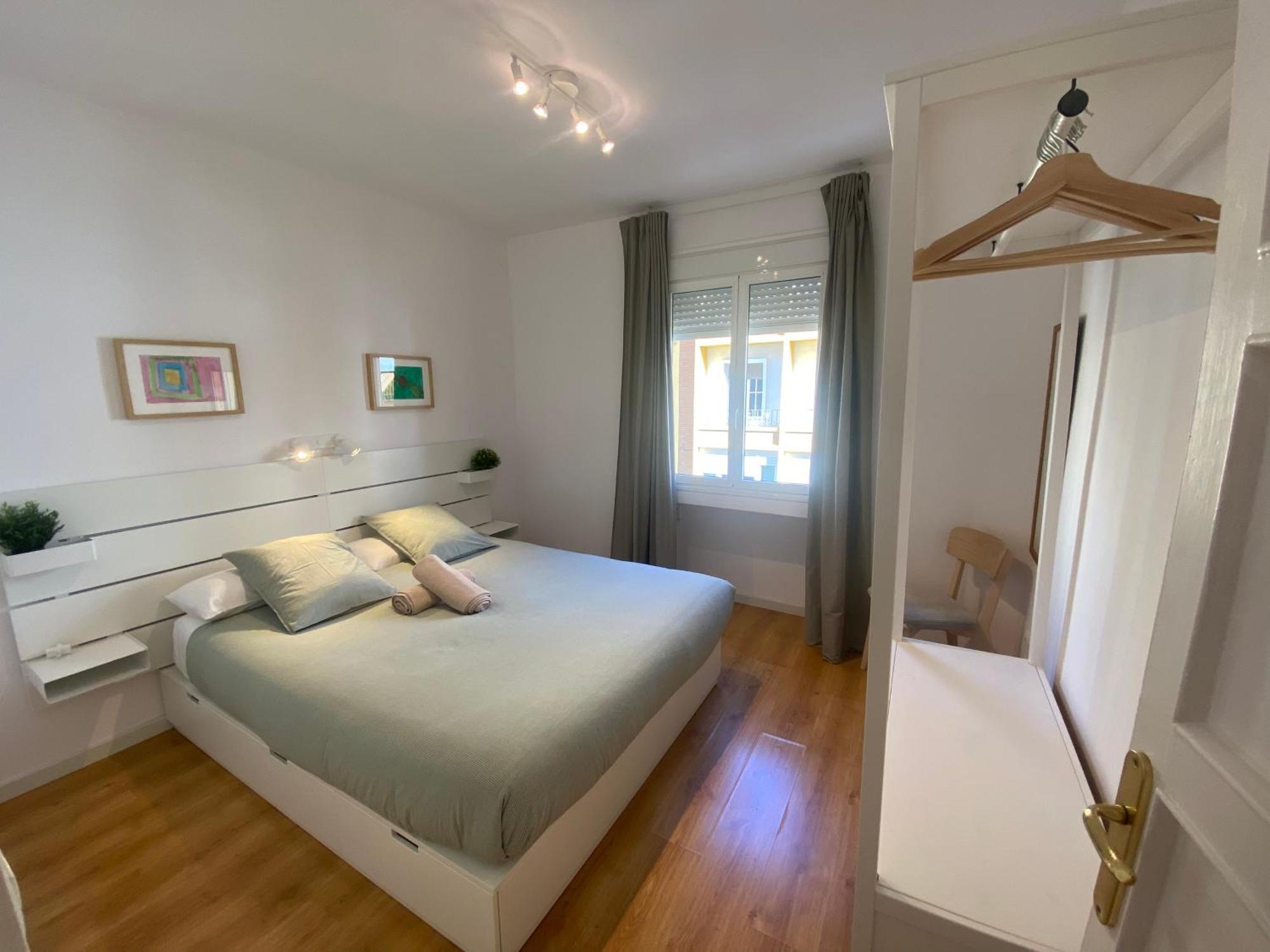 2 Bedroom Virgen De Begona Sevilla Bagian luar foto